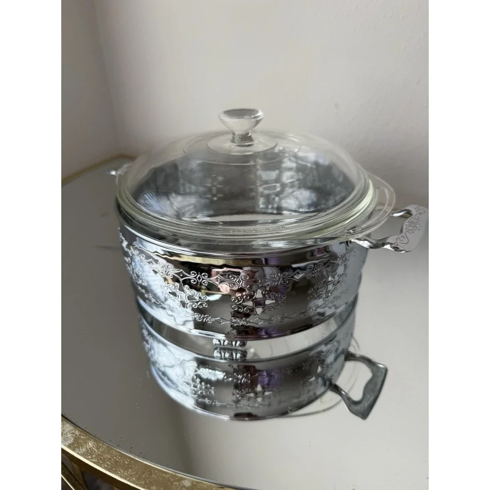Vintage 1955 Pyrex Serving Casserole Bowl Dish With Glass Lid‎ & Metal Stand